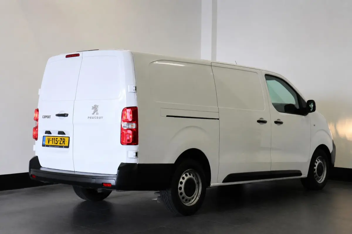 2.0 BlueHDI 120PK L3 EURO 6 - Airco - Cruise - PDC - €11.950,- Excl.