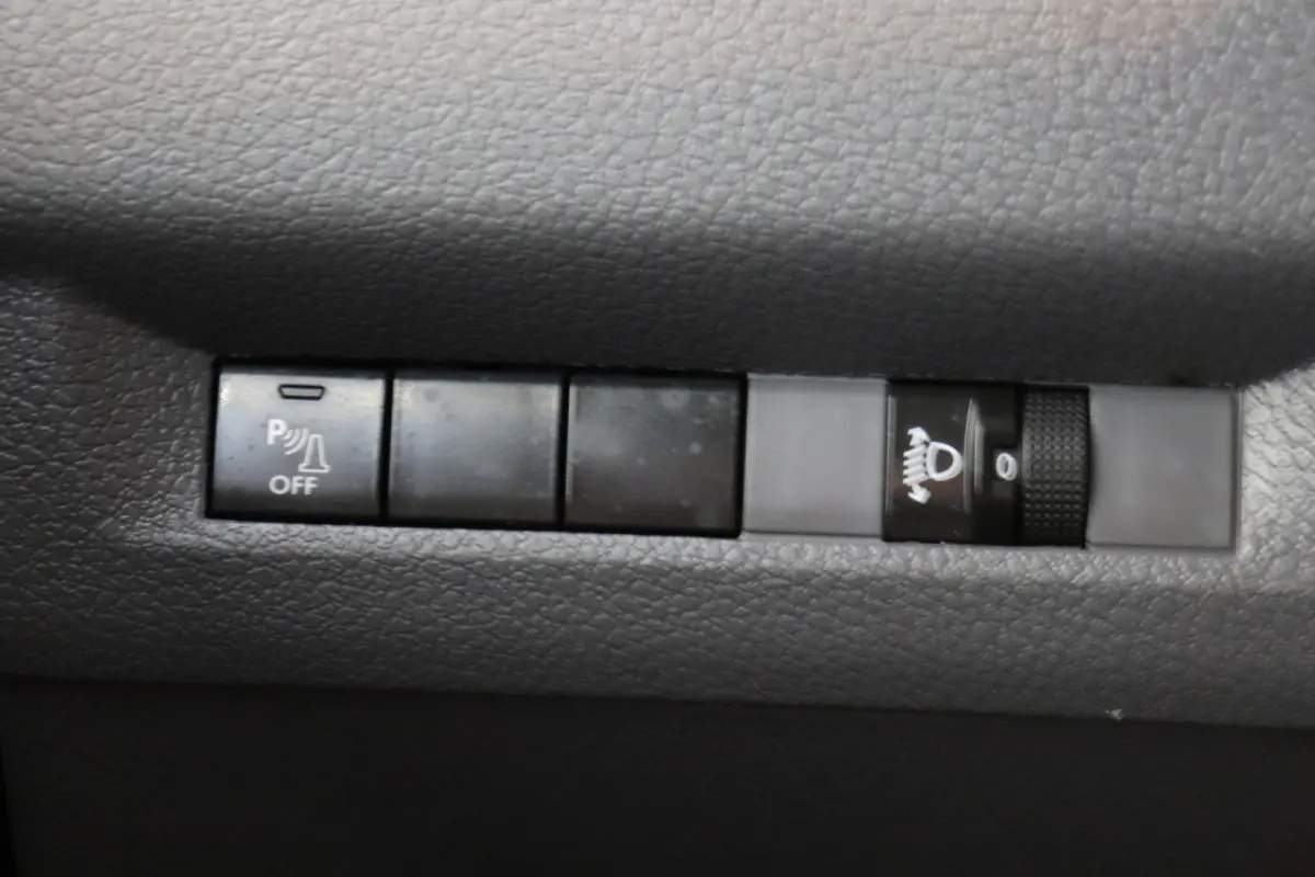 2.0 BlueHDI 120PK L3 EURO 6 - Airco - Cruise - PDC - €11.950,- Excl.