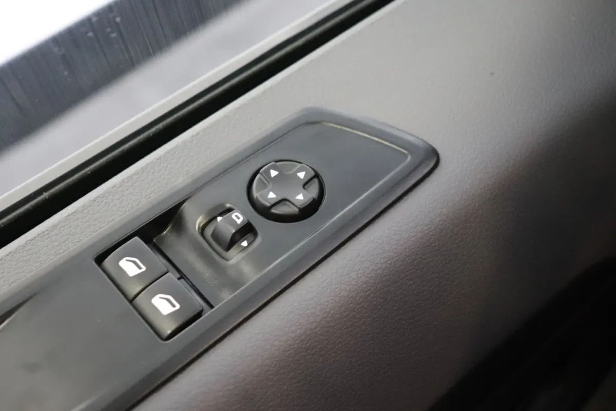 2.0 BlueHDI 120PK L3 EURO 6 - Airco - Cruise - PDC - €11.950,- Excl.