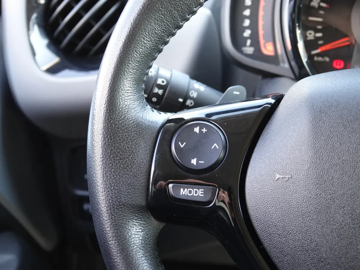 1.0 e-VTi AUTOMAAT Allure NAP | CLIMA | TREKH. | LMV | CARPLAY
