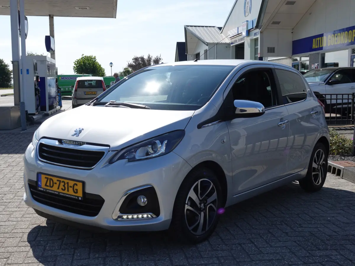 1.0 e-VTi AUTOMAAT Allure NAP | CLIMA | TREKH. | LMV | CARPLAY