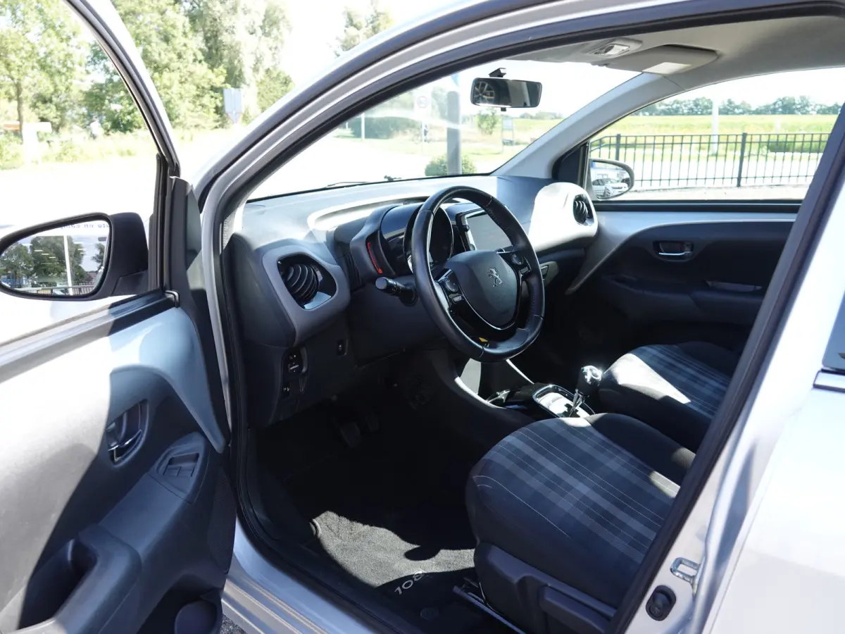 1.0 e-VTi AUTOMAAT Allure NAP | CLIMA | TREKH. | LMV | CARPLAY