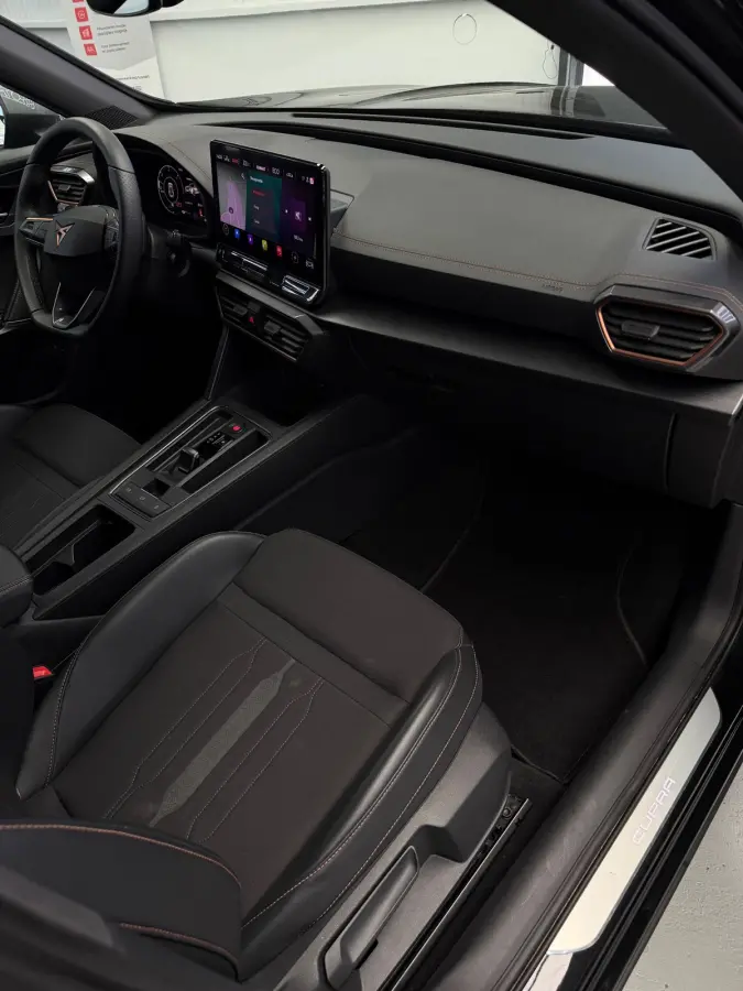 1.4 e-Hybrid VZ 245pk Performance CarPlay 360 Camera
