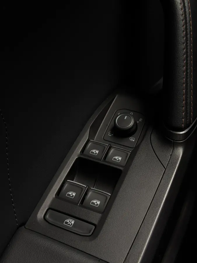 1.4 e-Hybrid VZ 245pk Performance CarPlay 360 Camera