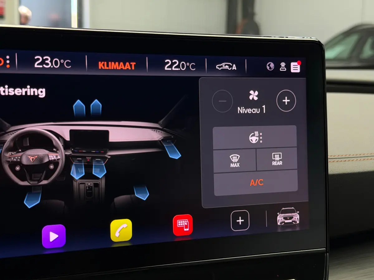 1.4 e-Hybrid VZ 245pk Performance CarPlay 360 Camera