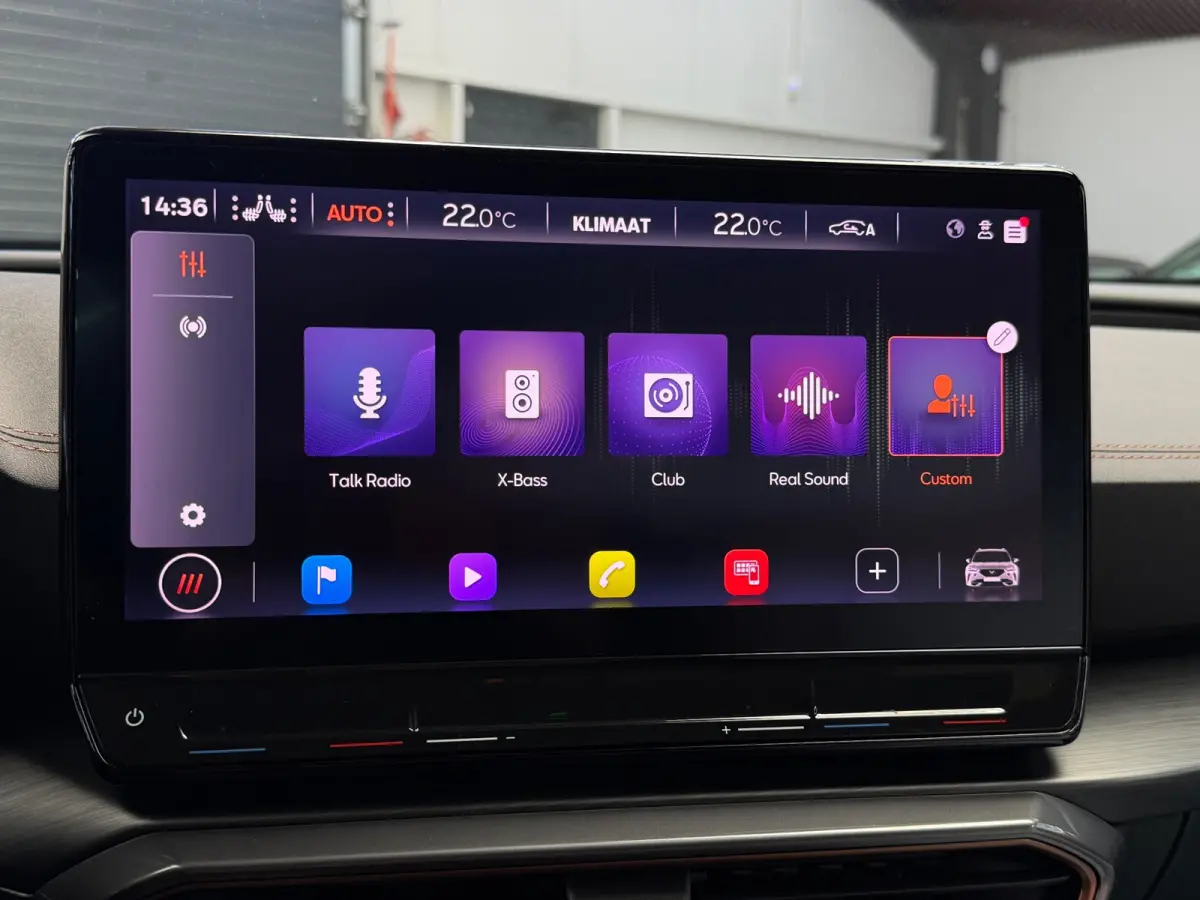 1.4 e-Hybrid VZ 245pk Performance CarPlay 360 Camera