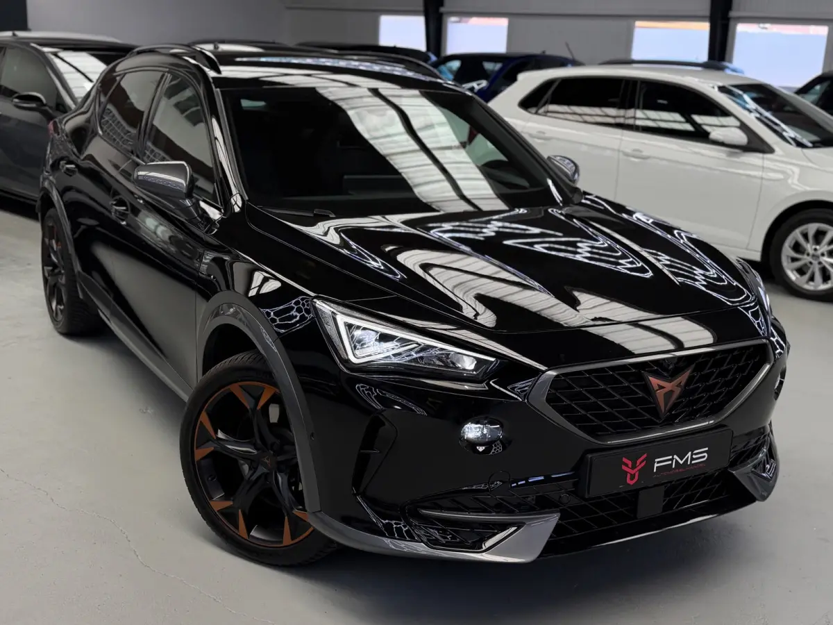 1.4 e-Hybrid VZ 245pk Performance CarPlay 360 Camera