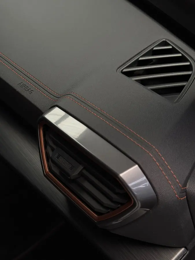 1.4 e-Hybrid VZ 245pk Performance CarPlay 360 Camera