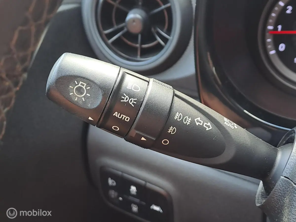 1.0 Comfort AUTOMAAT/ CAMERA/NAVI