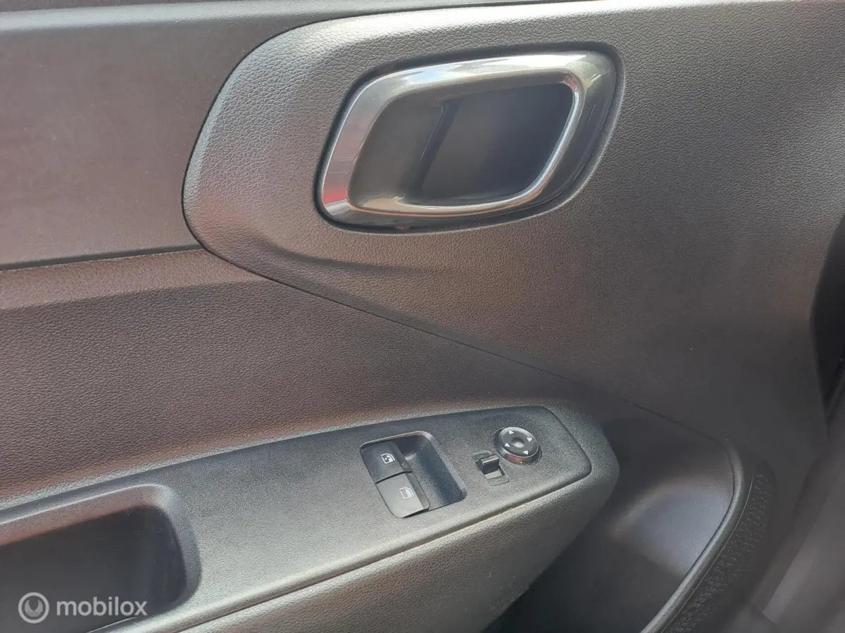 1.0 Comfort AUTOMAAT/ CAMERA/NAVI