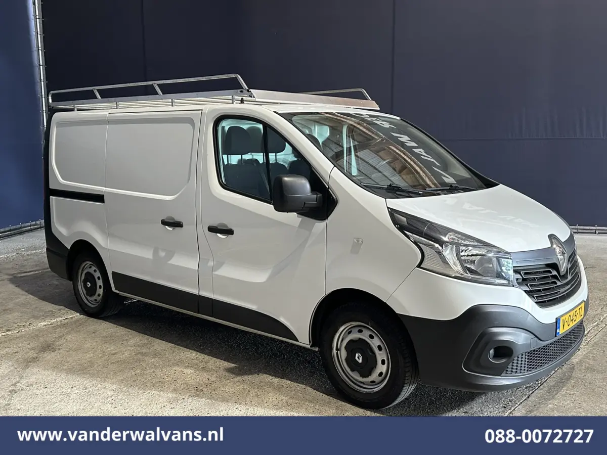 1.6 dCi L1H1 Euro6 Airco | Imperiaal | Trekhaak | Parkeersensoren | Cruisecontrol Bijrijdersbank