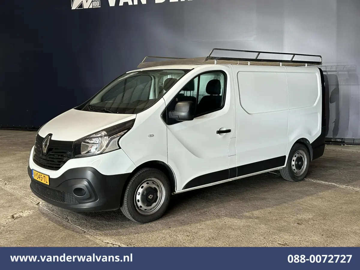 1.6 dCi L1H1 Euro6 Airco | Imperiaal | Trekhaak | Parkeersensoren | Cruisecontrol Bijrijdersbank