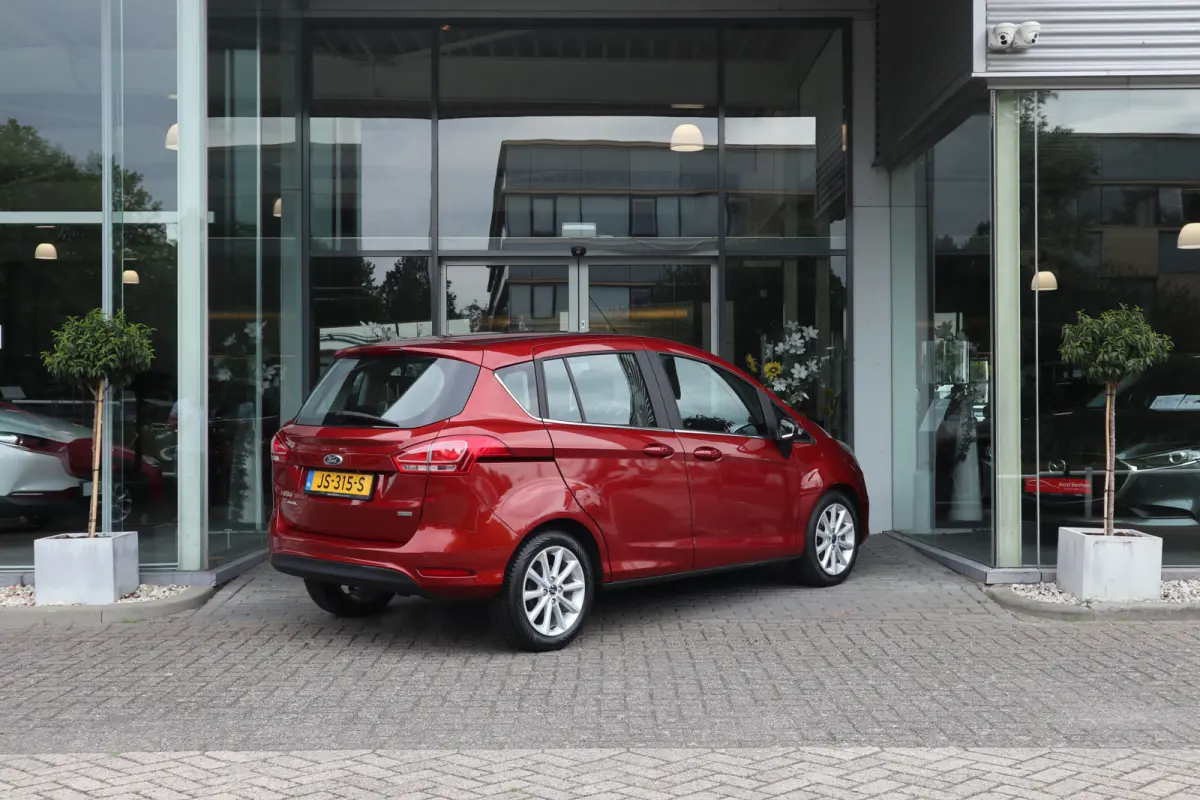 1.0 EcoBoost Titanium Navi / Camera / Clima / Cruise / LM-Velgen