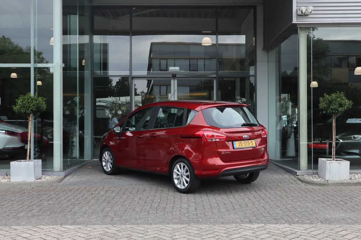 1.0 EcoBoost Titanium Navi / Camera / Clima / Cruise / LM-Velgen