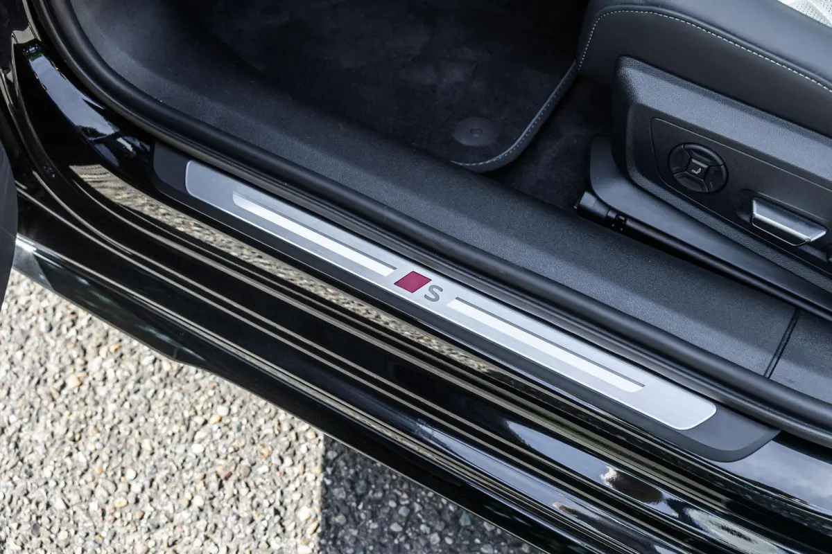55 TFSI-e 367pk Quattro S edition Competition | Panoramadak met Smartglass | Luchtvering | Sportstoel Plus incl. Massage / Ventilatie  | Vierwielbesturing | Head-up | Keyless