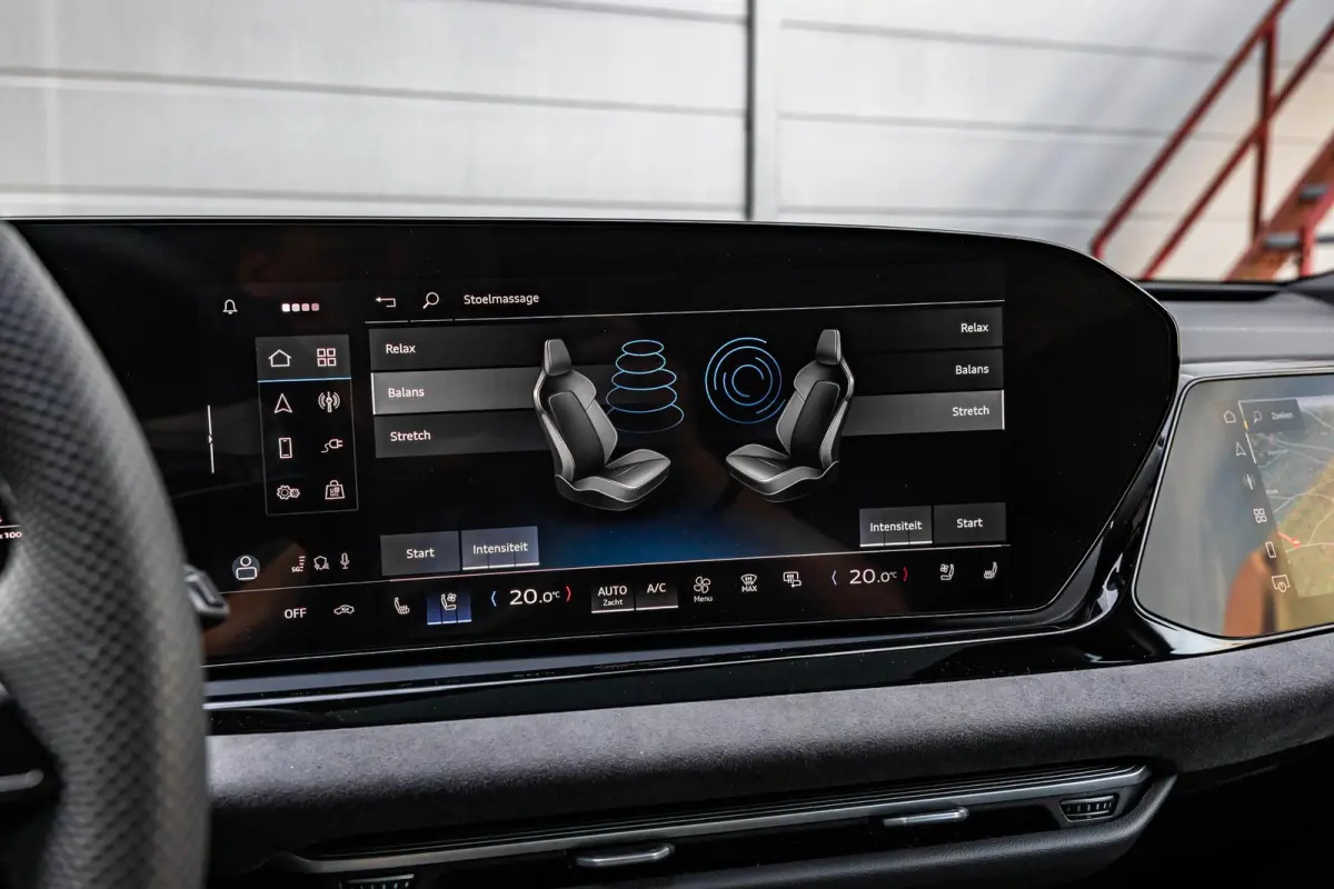55 TFSI-e 367pk Quattro S edition Competition | Panoramadak met Smartglass | Luchtvering | Sportstoel Plus incl. Massage / Ventilatie  | Vierwielbesturing | Head-up | Keyless