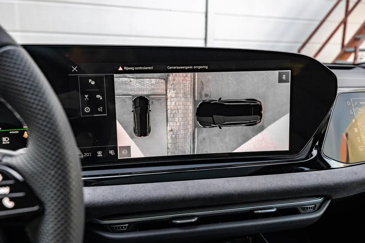 55 TFSI-e 367pk Quattro S edition Competition | Panoramadak met Smartglass | Luchtvering | Sportstoel Plus incl. Massage / Ventilatie  | Vierwielbesturing | Head-up | Keyless