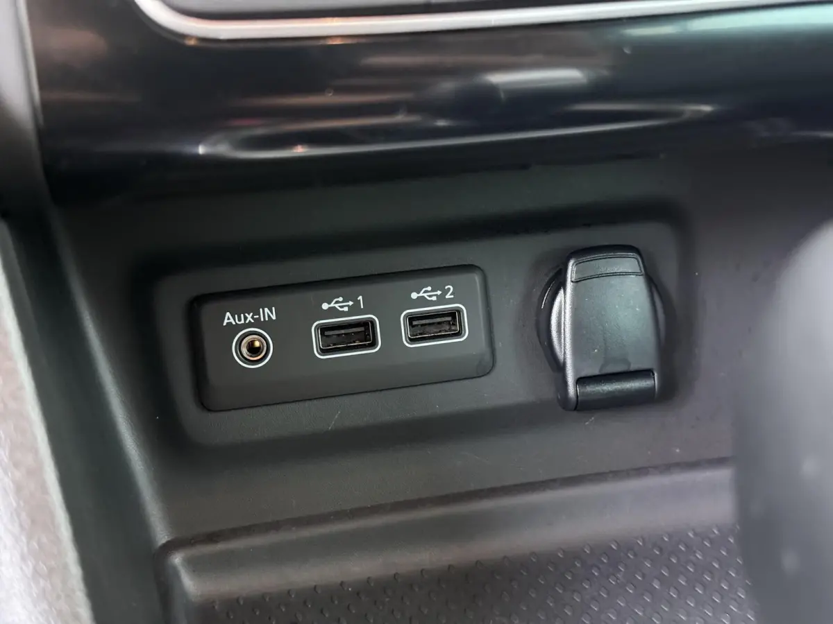 Plug-In Hybrid 160 Zen | Trekhaak | Stoel- & Stuurverw. |