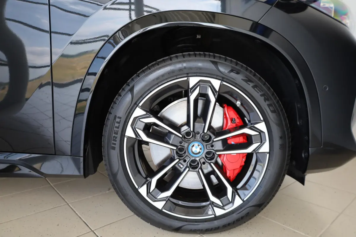 xDrive30e | M Sport Pro | Elektr. Trekhaak | Panoramadak | SOH 98,8% | Elektr. Stoelen | Driving Assistant Plus | Harman Kardon | Adaptieve LED