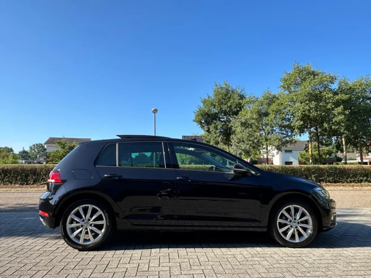 1.5 TSI Highline Aut. I Pano I Navi I Stoelverw. I 17'' Lm