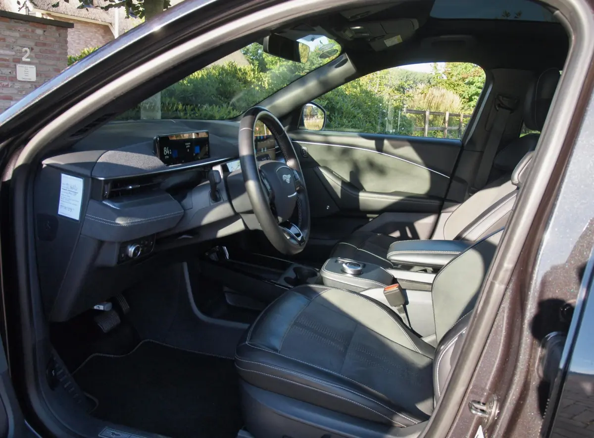 GT Extended AWD 98 kWh | SOH 94% | 486 PK | Trekhaak | Panoramadak | Bang & Olufsen | 360 Camera |