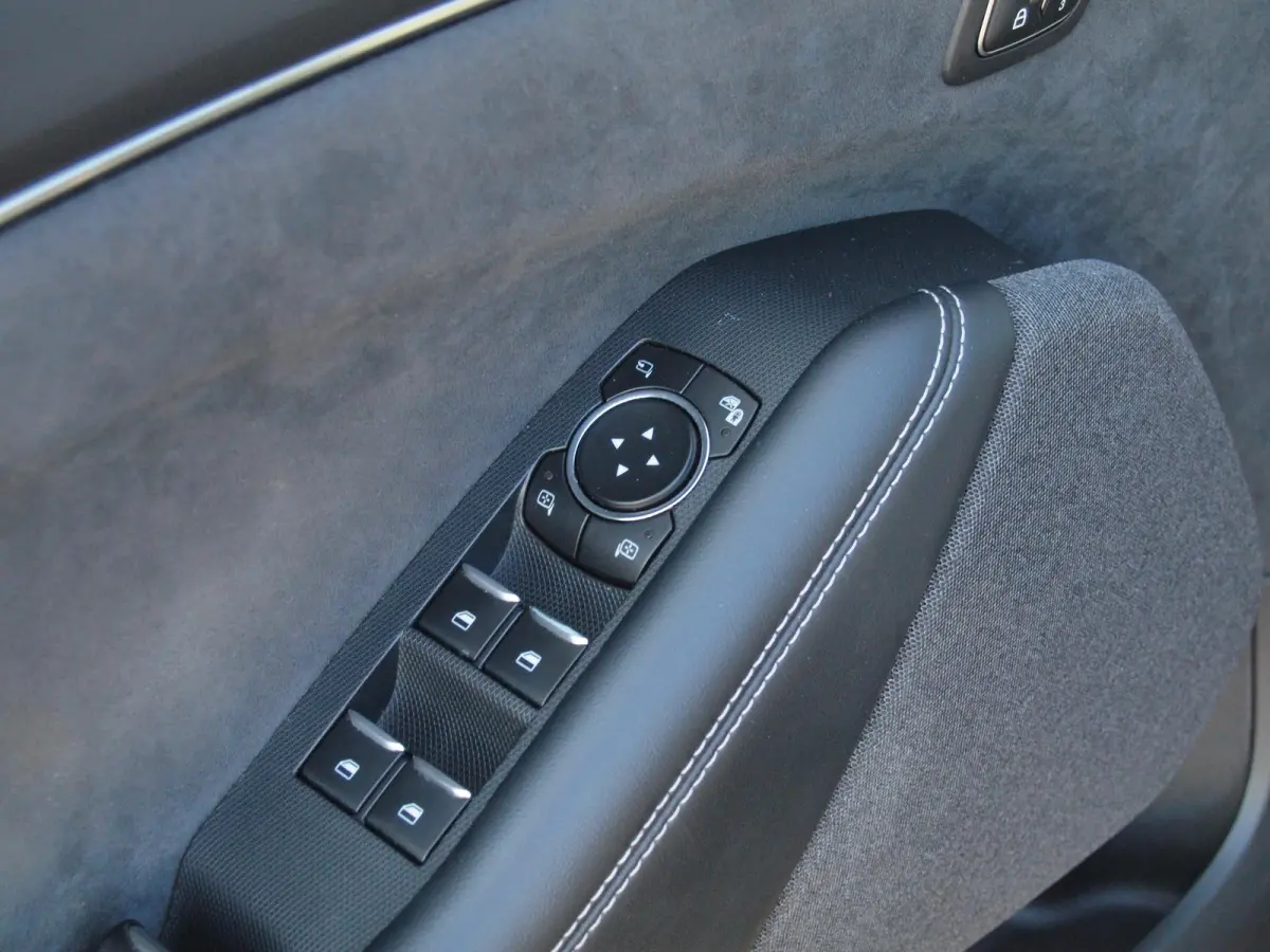 GT Extended AWD 98 kWh | SOH 94% | 486 PK | Trekhaak | Panoramadak | Bang & Olufsen | 360 Camera |
