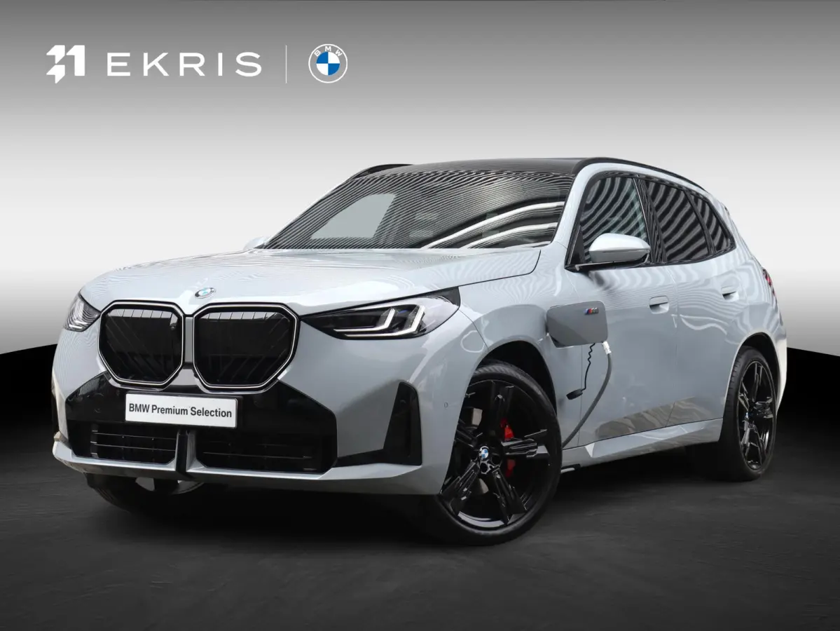 30e xDrive | M Sportpakket Pro | Panodak | Trekhaak | Head-Up | Driving Assistant Prof. | Stoelventilatie | Harman Kardon | Comfort Access | Parking Assistant Plus | SOH 100% | 21'' LMV