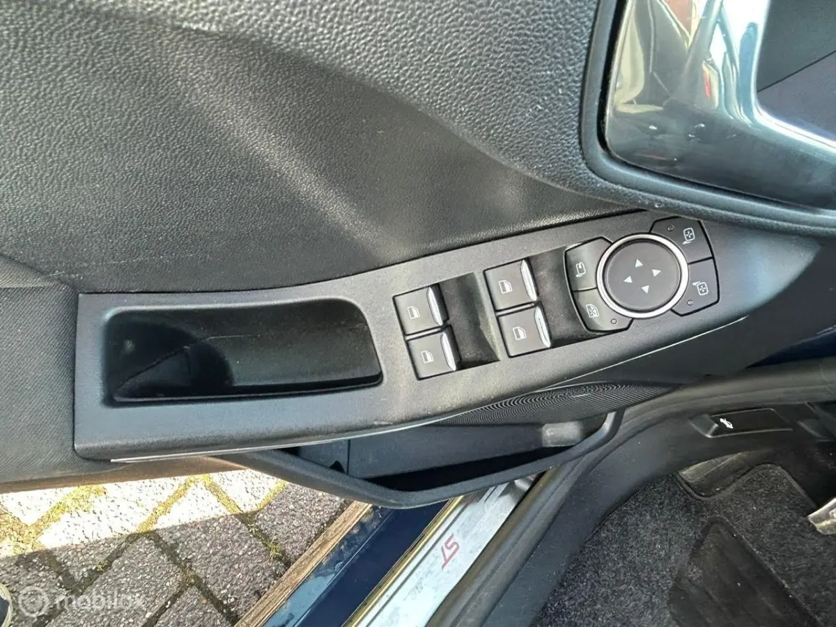1.0 EcoBoost ST-Line