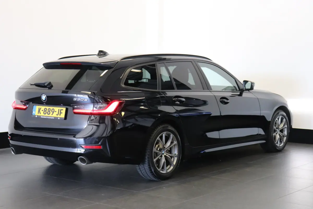 330e Business Edition Plus Dealer OH | Leder | Memory | Carplay | €21.900,- incl. BTW