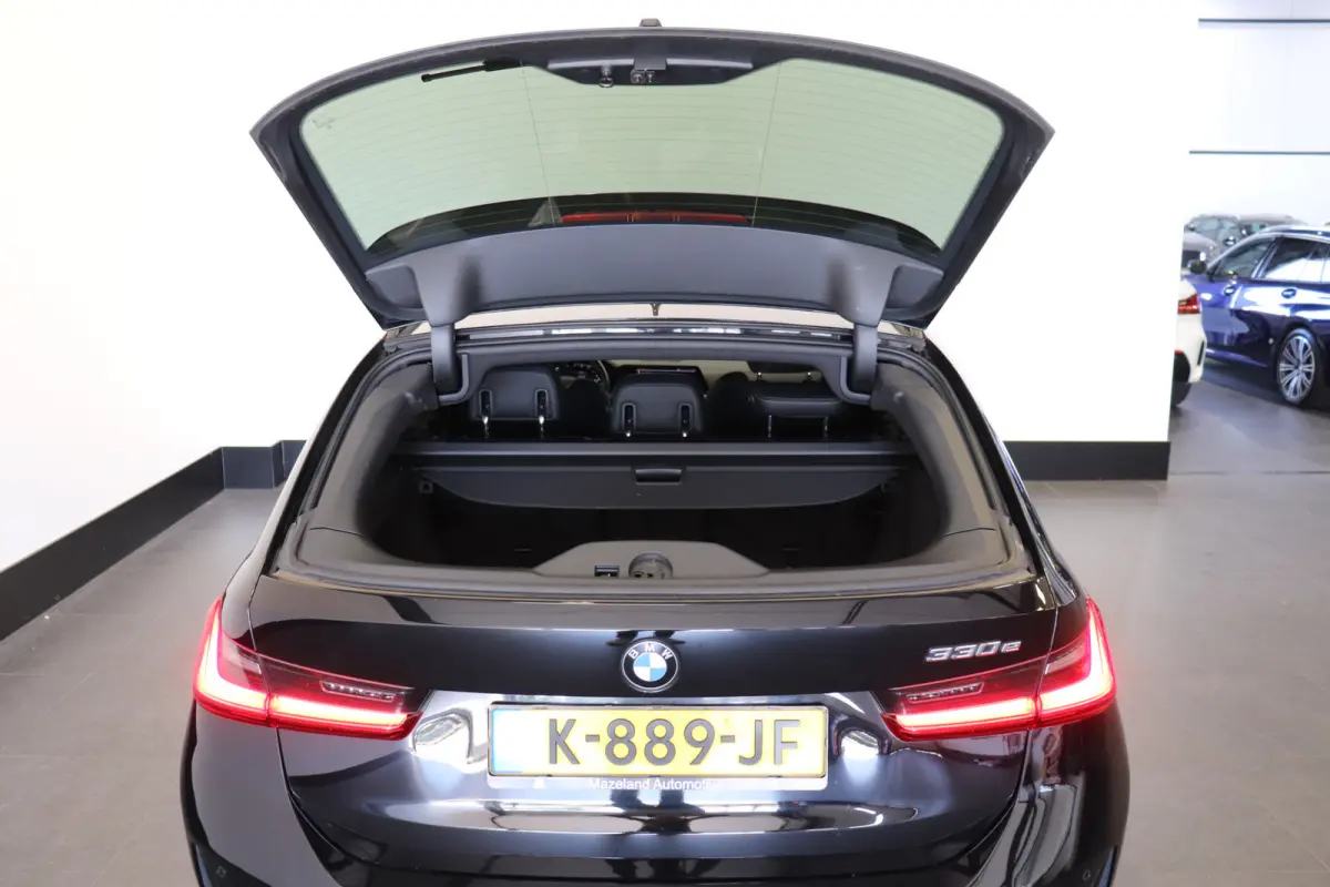 330e Business Edition Plus Dealer OH | Leder | Memory | Carplay | €21.900,- incl. BTW