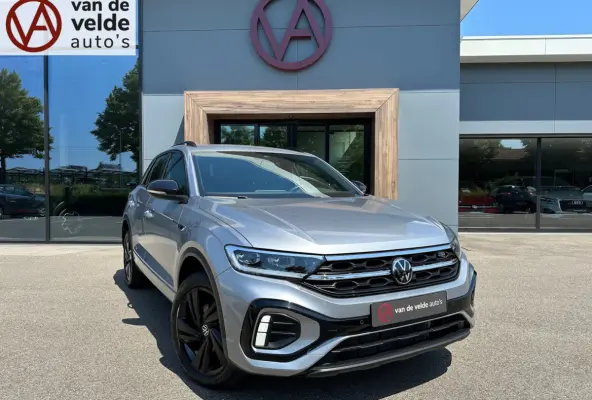 1.5 TSI 150pk DSG R-Line | Black Style | Camera | Keyless | Elek. Achterklep | Dode hoek | Rijklaar incl. 1 jaar Bovag garantie