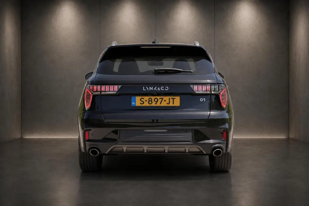 1.5 phev | 262pk | 360 camera| panoramadak | stoelverwarming | carplay |