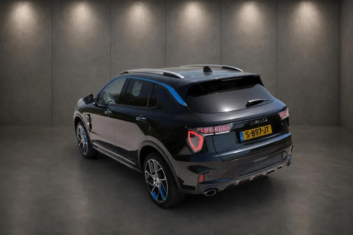 1.5 phev | 262pk | 360 camera| panoramadak | stoelverwarming | carplay |