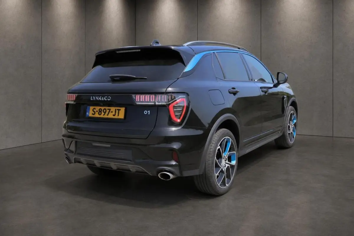 1.5 phev | 262pk | 360 camera| panoramadak | stoelverwarming | carplay |