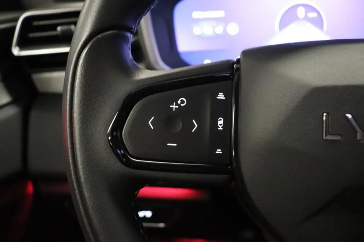 1.5 phev | 262pk | 360 camera| panoramadak | stoelverwarming | carplay |