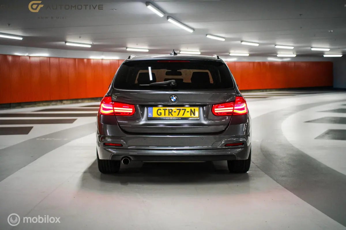318i Corporate Lease High Executive |