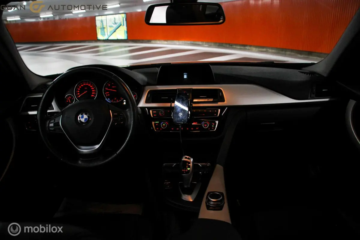 318i Corporate Lease High Executive |