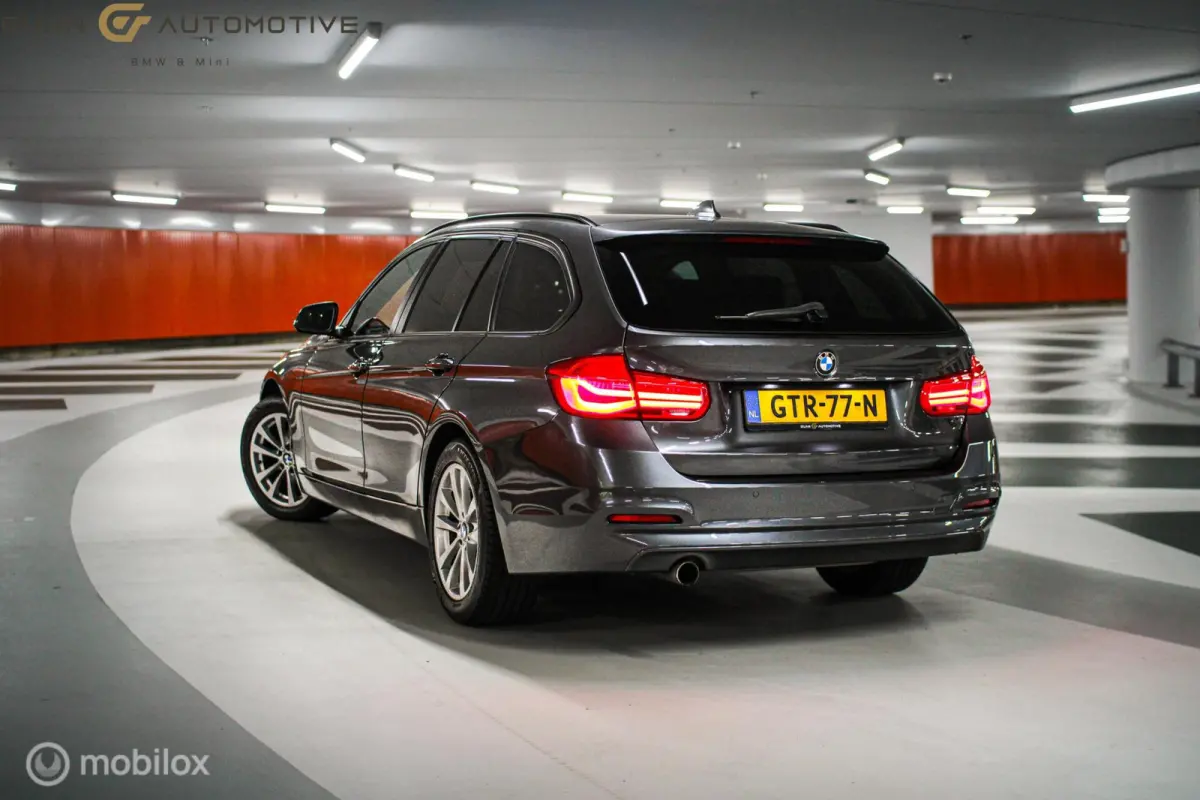 318i Corporate Lease High Executive |