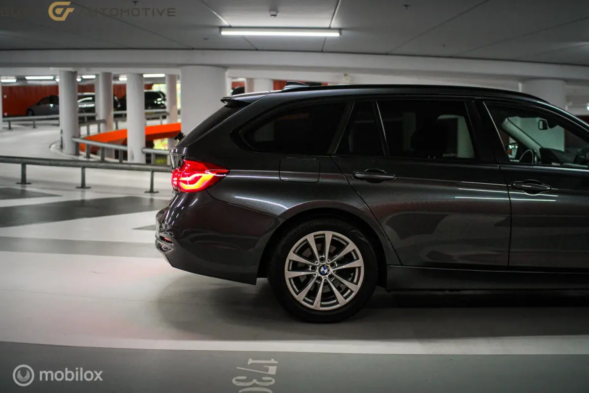 318i Corporate Lease High Executive |