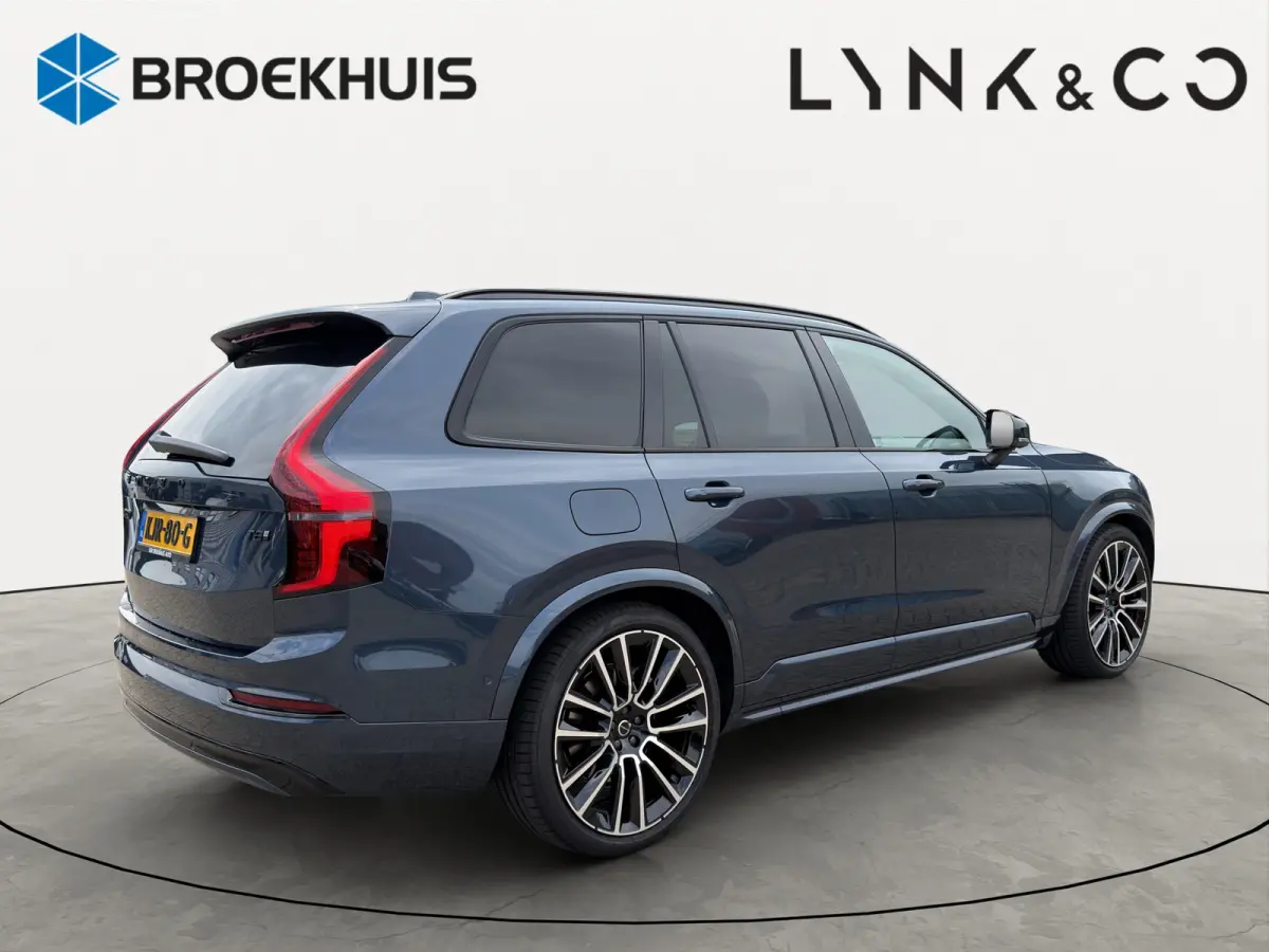 2.0 T8 Plug-in hybrid AWD Ultra Black Ed. Exec. Trekhaak | Stoel ventilatie en verwarming | Panoramadak | Luchtvering | 360 Camera |