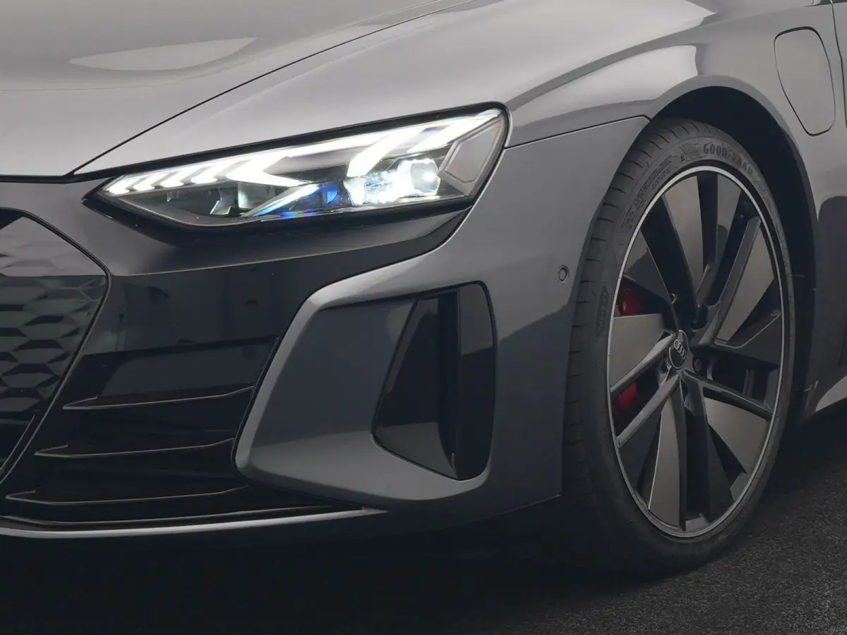 93 kWh 476pk Dealer O.H | Panodak | Head Up | Adaptive Cruise | 360 Camera | Laser LED | Bang & Olufsen | Lederen Sportstoelen Memory & Ventilatie | Keyless | Blis | Stuur & Stoelen Verwarmd
