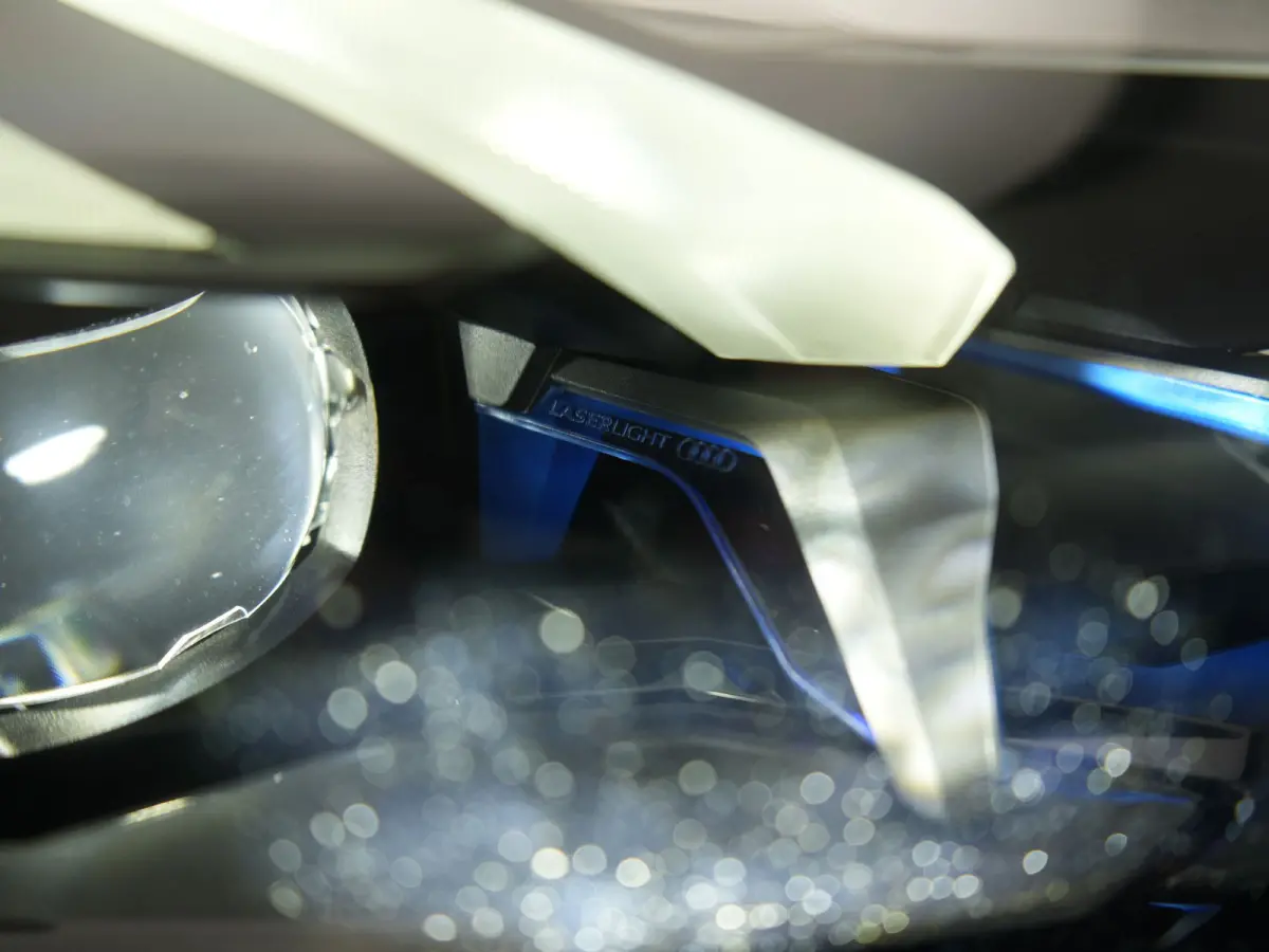 93 kWh 476pk Dealer O.H | Panodak | Head Up | Adaptive Cruise | 360 Camera | Laser LED | Bang & Olufsen | Lederen Sportstoelen Memory & Ventilatie | Keyless | Blis | Stuur & Stoelen Verwarmd