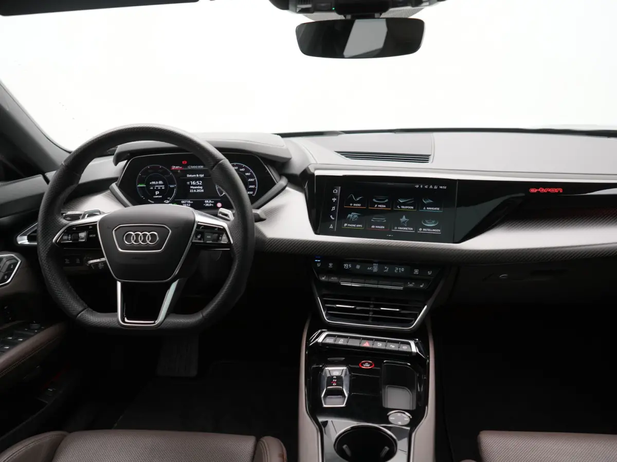 93 kWh 476pk Dealer O.H | Panodak | Head Up | Adaptive Cruise | 360 Camera | Laser LED | Bang & Olufsen | Lederen Sportstoelen Memory & Ventilatie | Keyless | Blis | Stuur & Stoelen Verwarmd