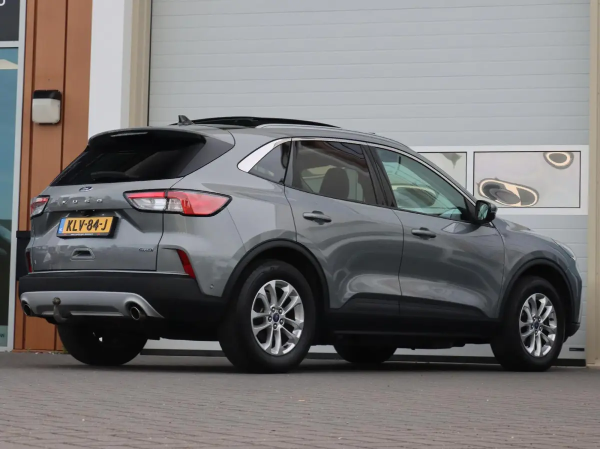 2.5 PHEV 225PK Titanium | SOH 93% | Panoramadak | Trekhaak |