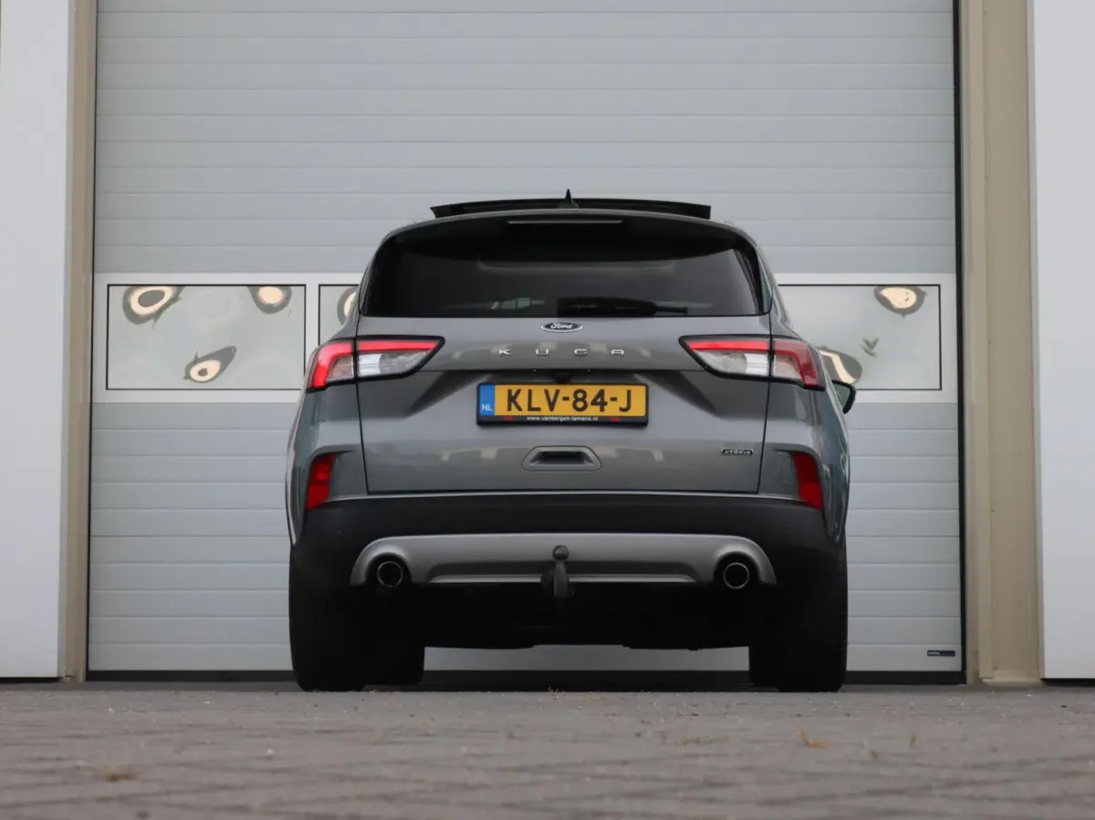 2.5 PHEV 225PK Titanium | SOH 93% | Panoramadak | Trekhaak |