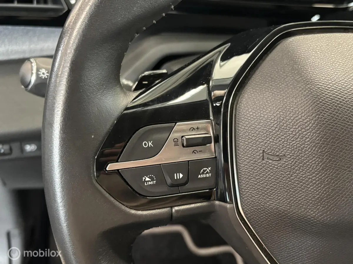 1.6 Plug-in Hybrid 180 Allure | Stoelverwarming | Clima | Trekhaak | Led Koplampen | Cruise | Navi |
