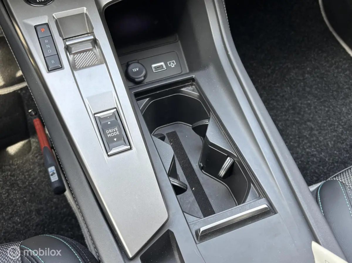 1.6 Plug-in Hybrid 180 Allure | Stoelverwarming | Clima | Trekhaak | Led Koplampen | Cruise | Navi |