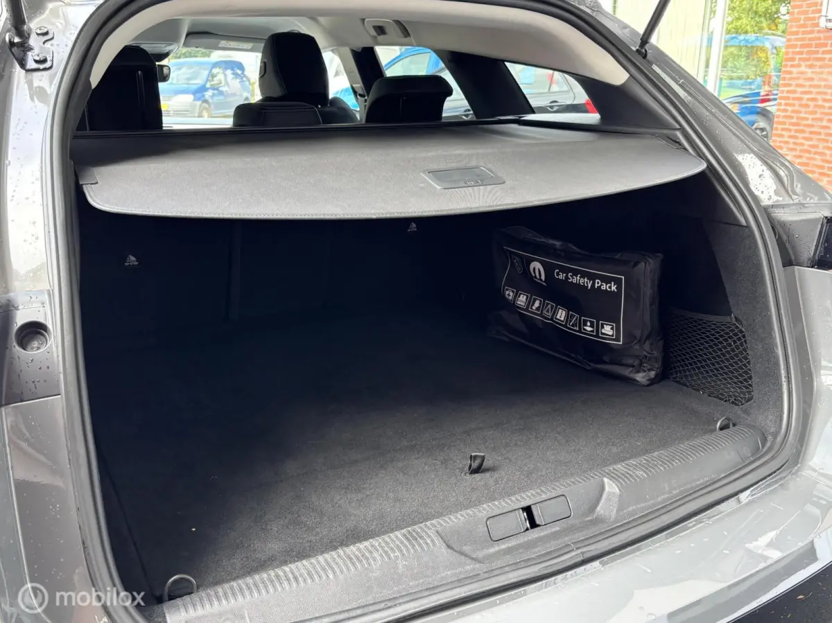 1.6 Plug-in Hybrid 180 Allure | Stoelverwarming | Clima | Trekhaak | Led Koplampen | Cruise | Navi |