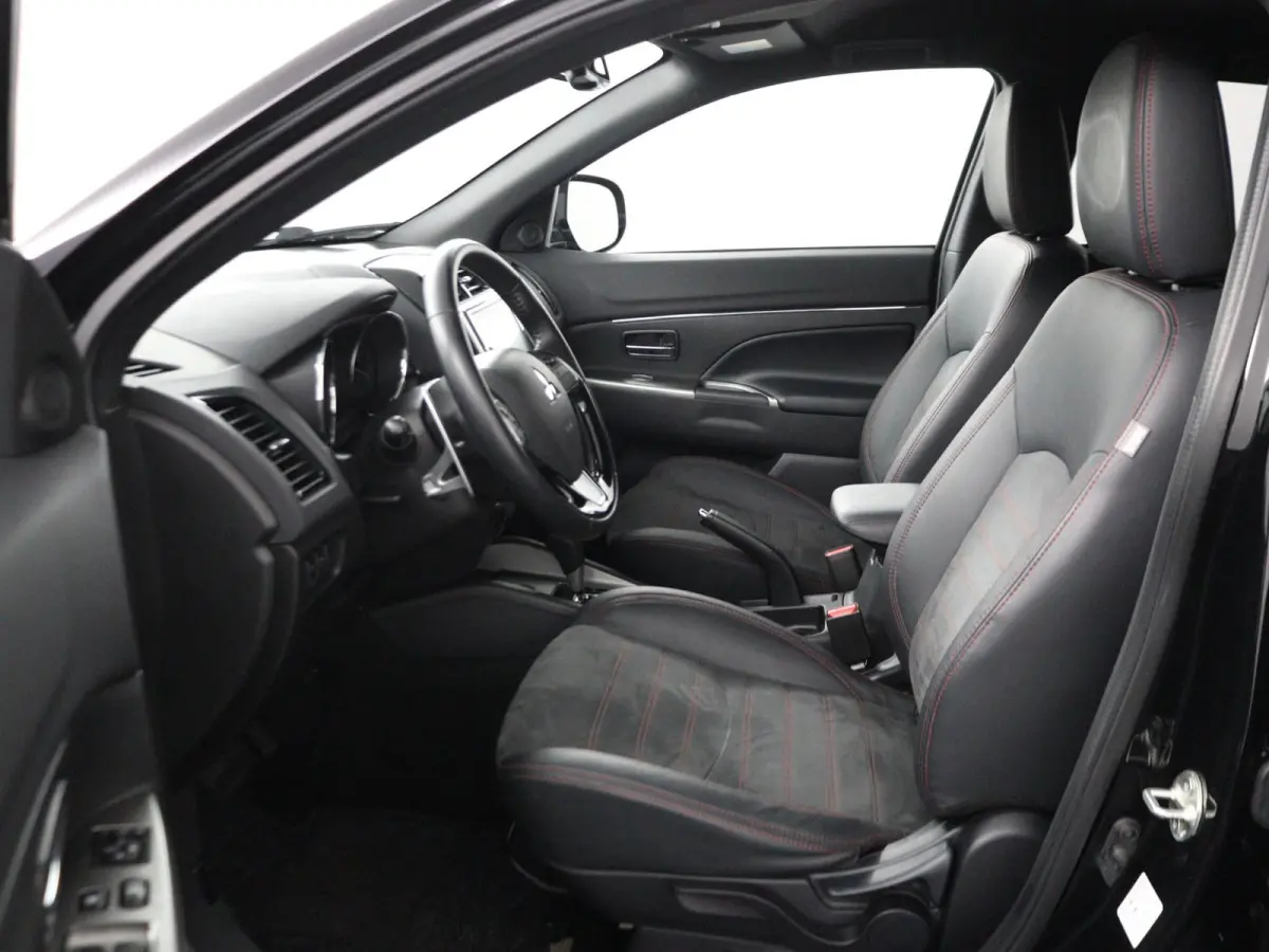 2.0 Intense | AUTOMAAT | Parkeercamera | Navigatie |