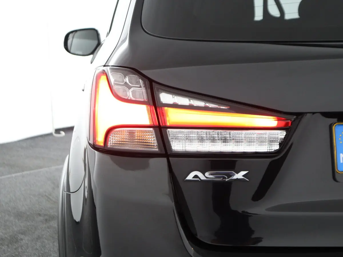 2.0 Intense | AUTOMAAT | Parkeercamera | Navigatie |